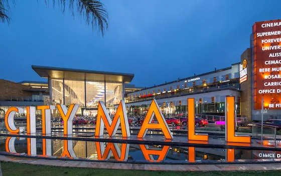 Shopping center parking installations by KEYTOP USA